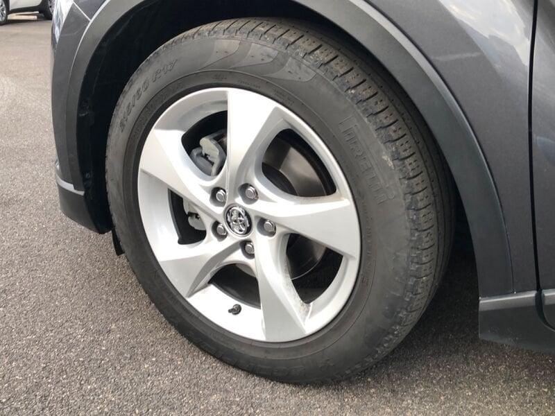 Toyota C-HR C-HR 1.8 Hybrid E-CVT Active