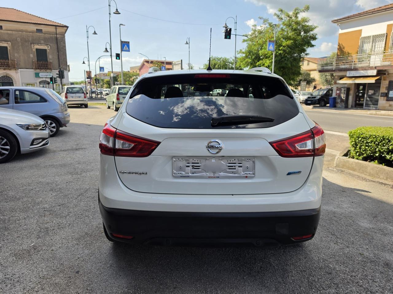 NISSAN QASHQAI 1.5 dCi BUISNESS