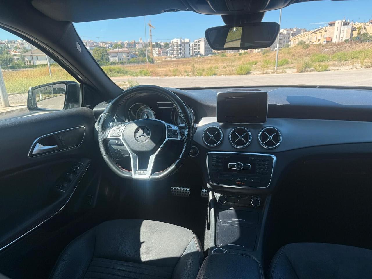Mercedes-benz GLA 200 Premium AMG 2.2 CDI 136cv