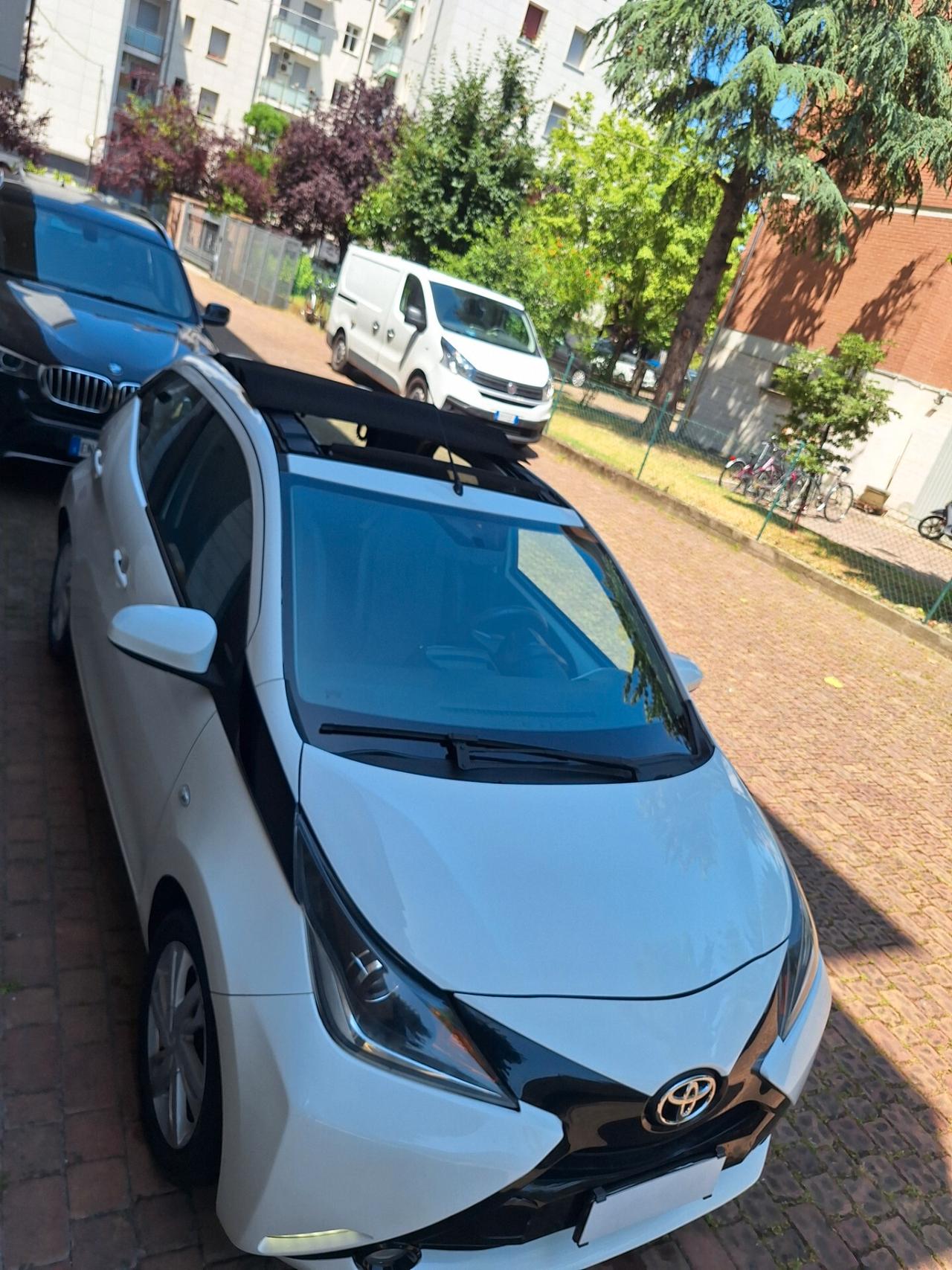 Toyota Aygo X 1.0 VVT-i 72 CV 5 porte . CABRIO