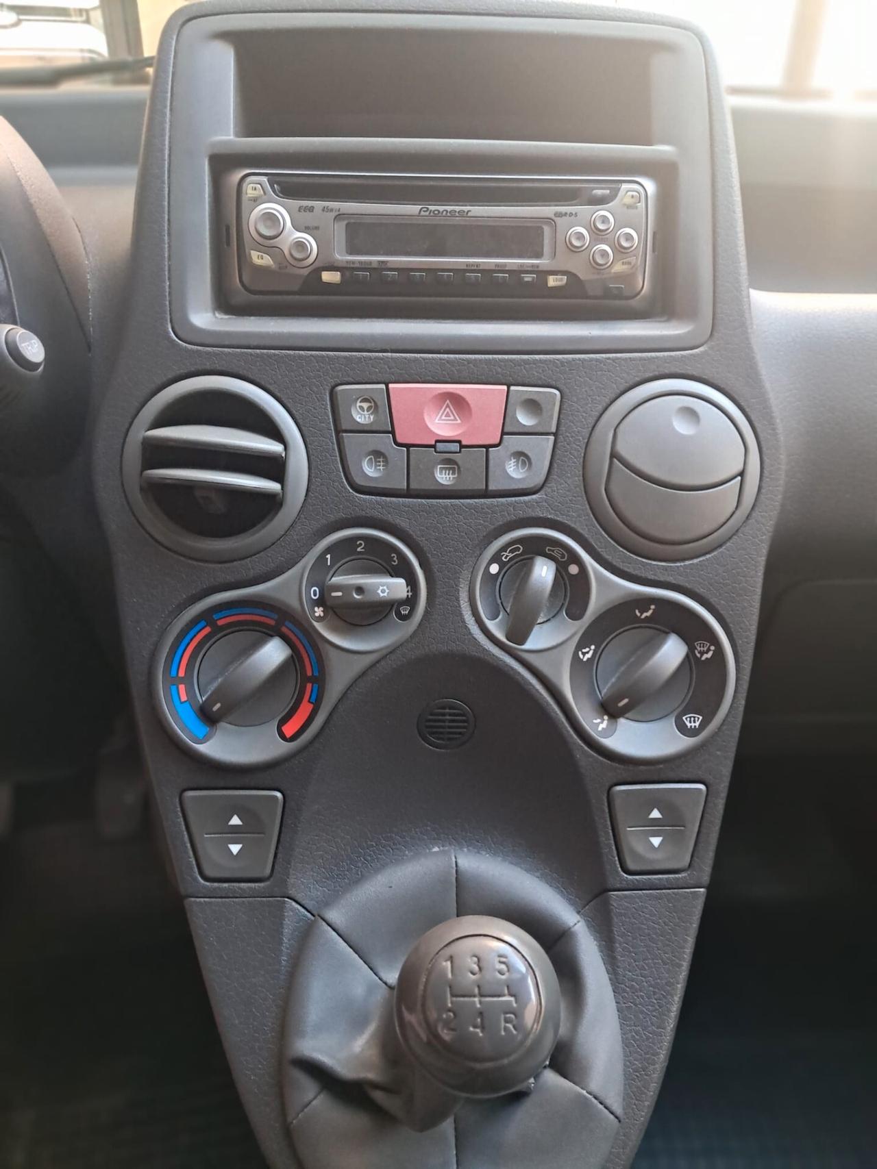 FIAT PANDA 1.2-NaturalPower-NEOPATENTATI-Euro4190-