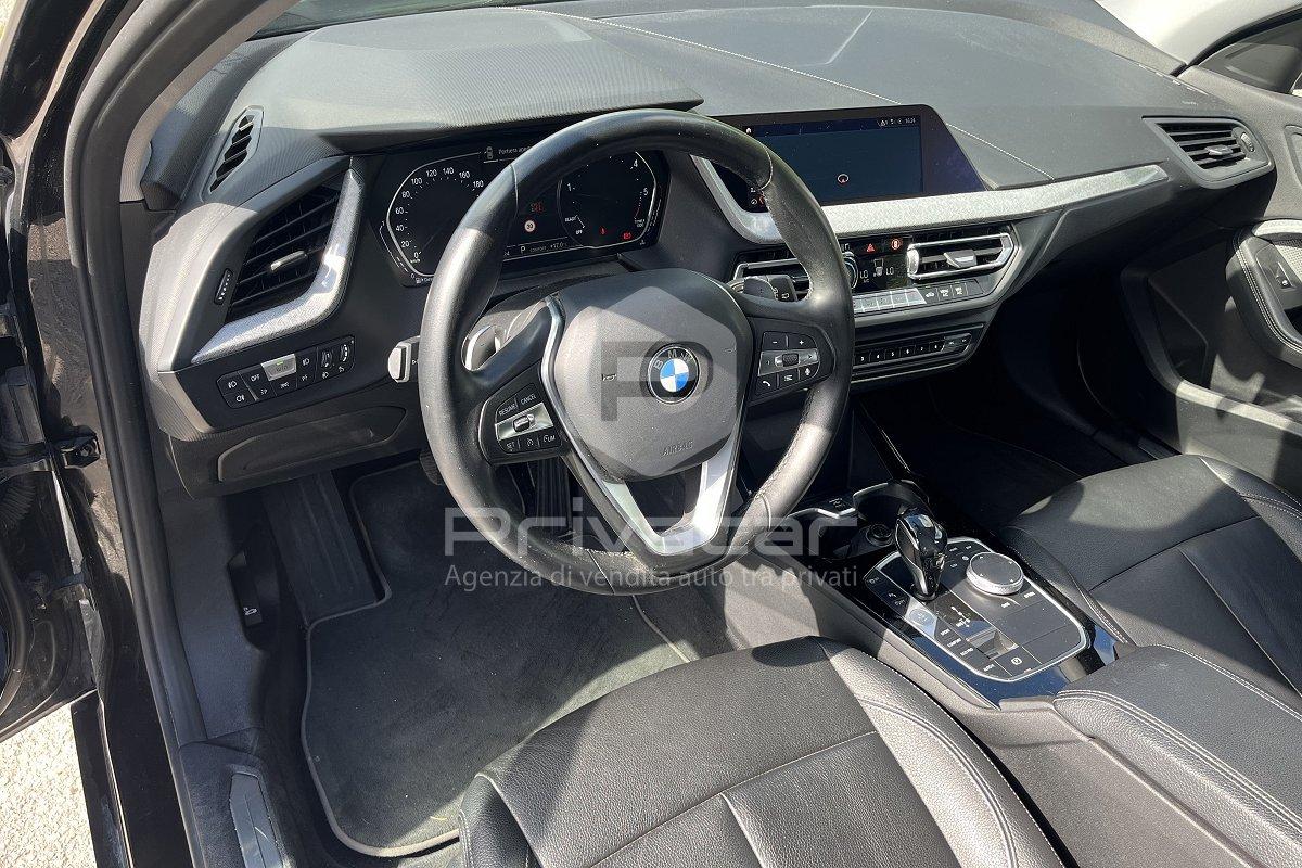 BMW 120d xDrive 5p. Luxury