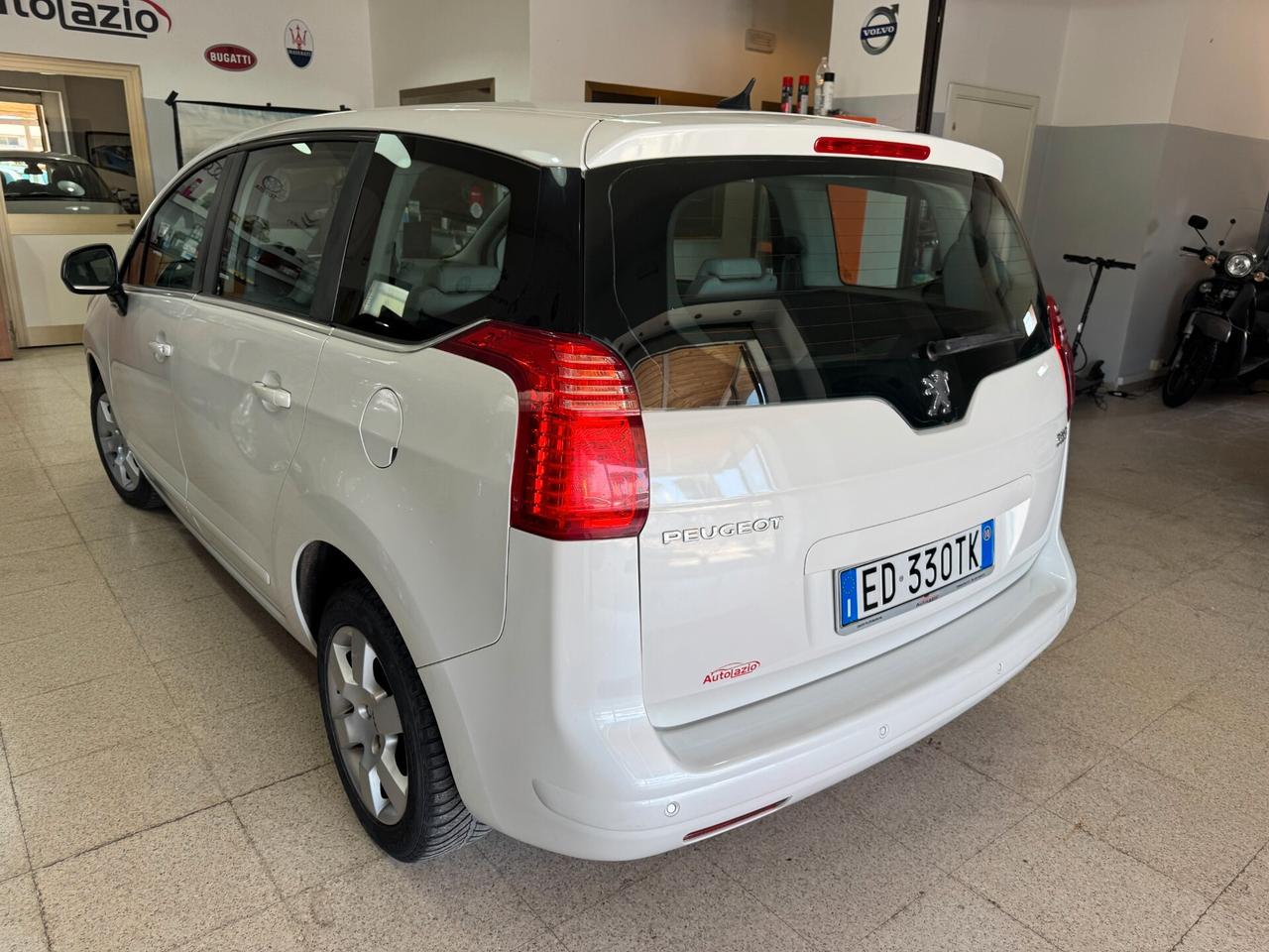 Peugeot 5008 1.6 HDi 110CV Premium NAVIGATORE