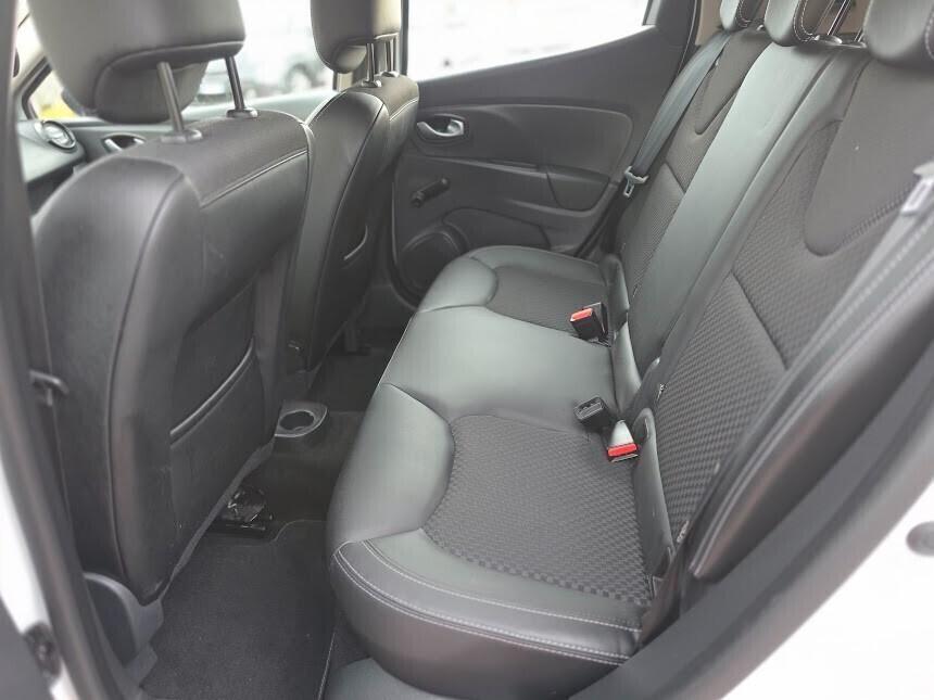 Renault Clio TCe 12V 75 CV 5 porte Moschino Zen