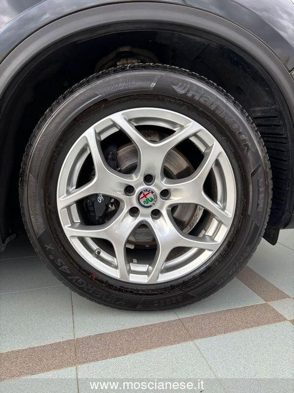 Alfa Romeo Stelvio 2.2 Turbo Diesel 190CV Business AT8 Q4