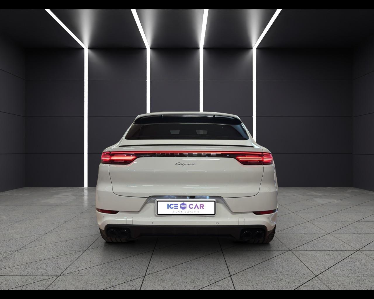 PORSCHE Cayenne Coupé - Cayenne Coupé 3.0 V6