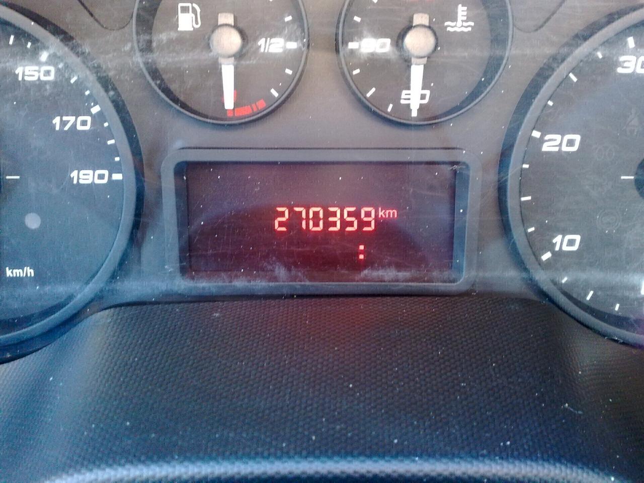 Iveco Daily 35s14 2.3hpt CASSONE FISSO - 2019