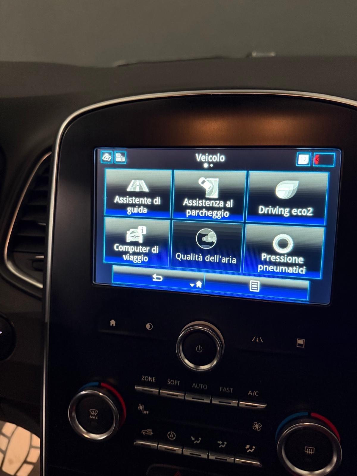 Renault Scenic Scénic Blue dCi 120 CV Sport Edition2