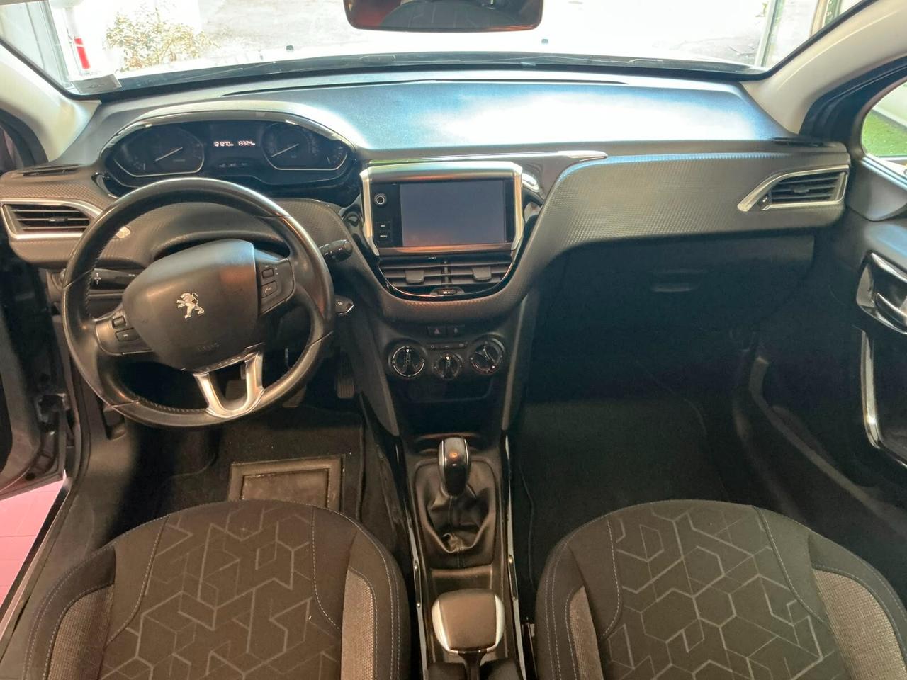 Peugeot 2008 PureTech Turbo 130 S&S Black Matt 2019