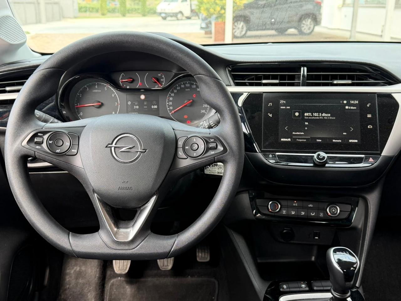 Opel Corsa 1.5 D - LEGGERE