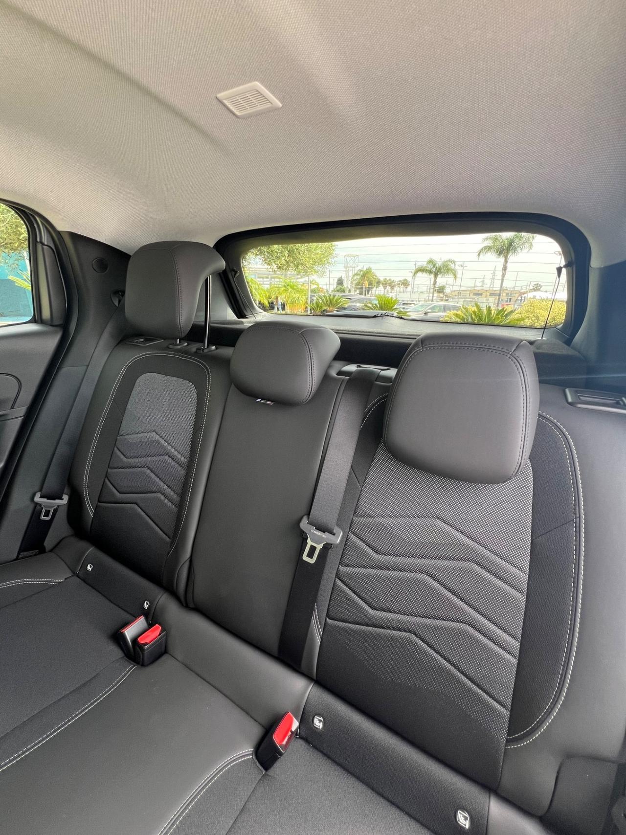 Jeep Avenger 1.2 Turbo 110 CV MHEV Summit