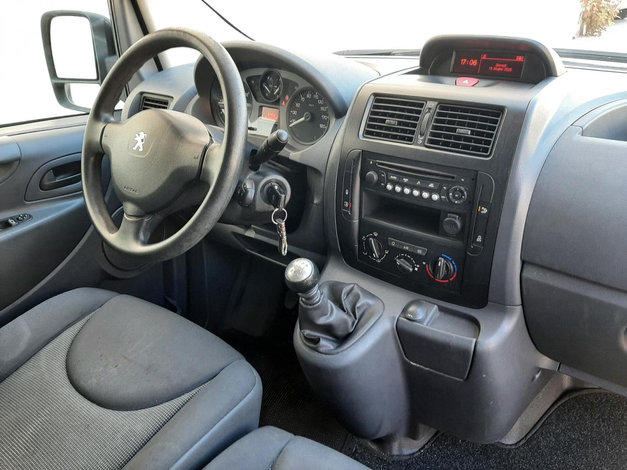 Peugeot Expert 2.0 HDi 128cv