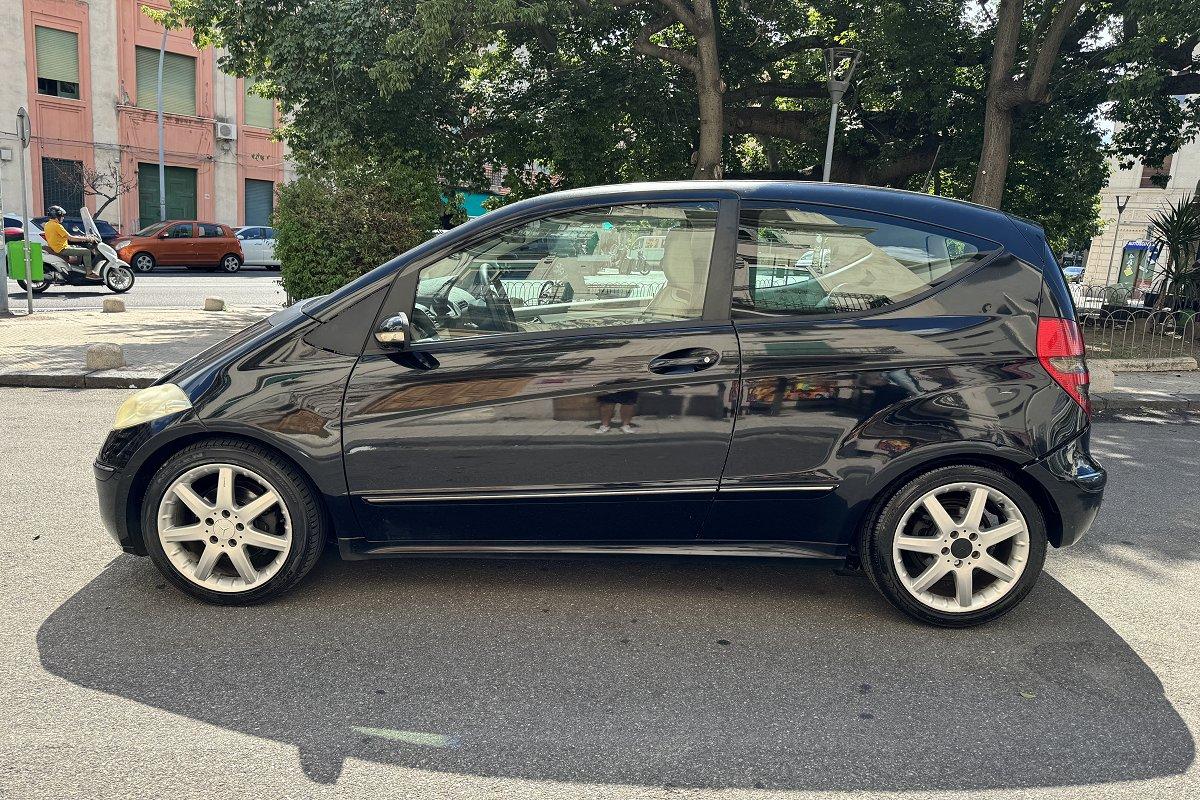 MERCEDES A 180 CDI Coupé Avantgarde