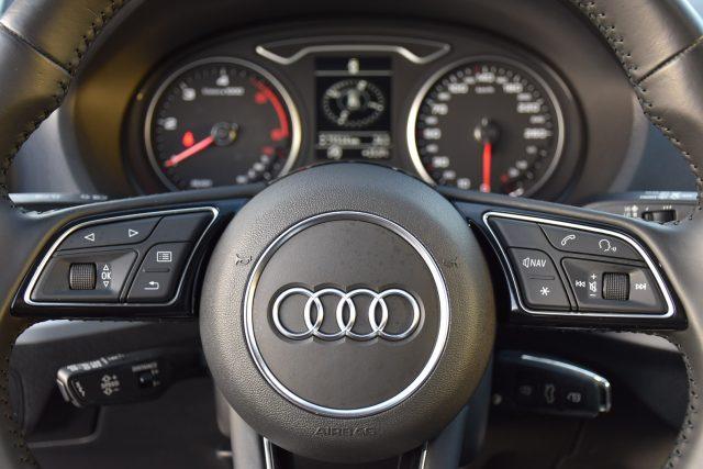 AUDI Q2 30 TDI Business *LED, NAVIGATORE*