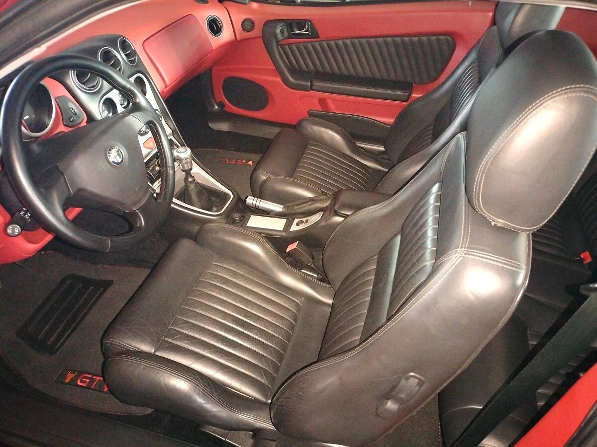 Alfa Romeo GTV 3.0i V6 24V cat L