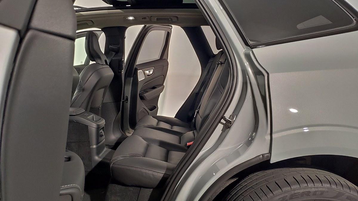 VOLVO Xc60 T8 Recharge Plug-In Hybrid Awd Aut. Ultimate Dark
