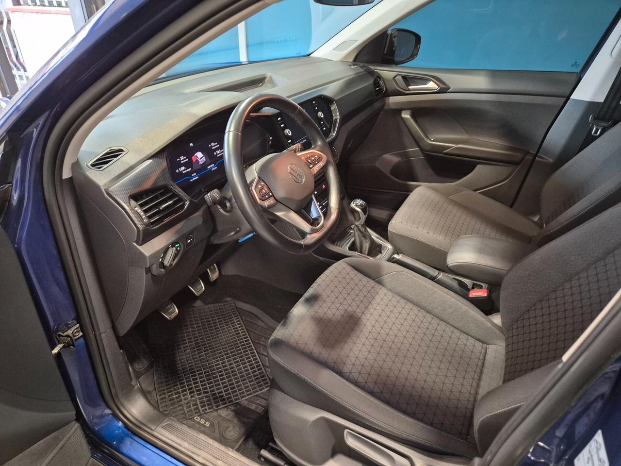 Volkswagen T-Cross 1.0 TSI R LINE
