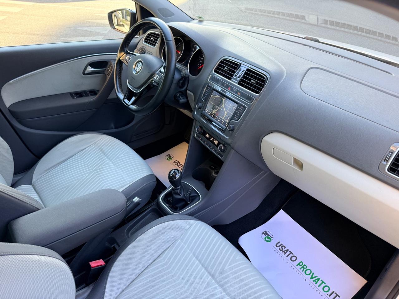 Volkswagen Polo 1.4 TDI 90cv Unipro TETTO Strafull!