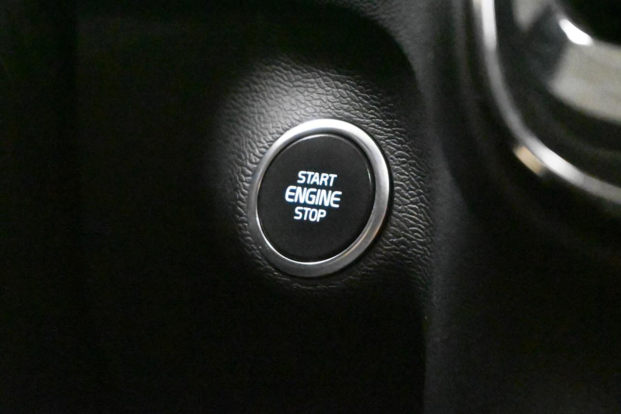 VOLVO XC40 (2017-->) XC40 T4 Recharge Plug-in H...