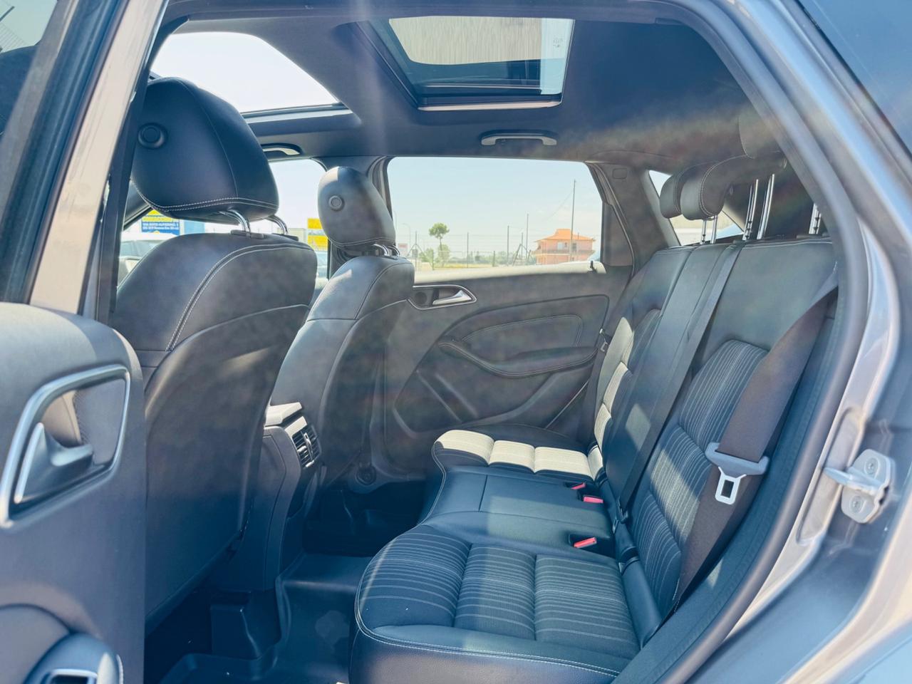 Mercedes-benz B 200 BlueEFFICIENCY Premium