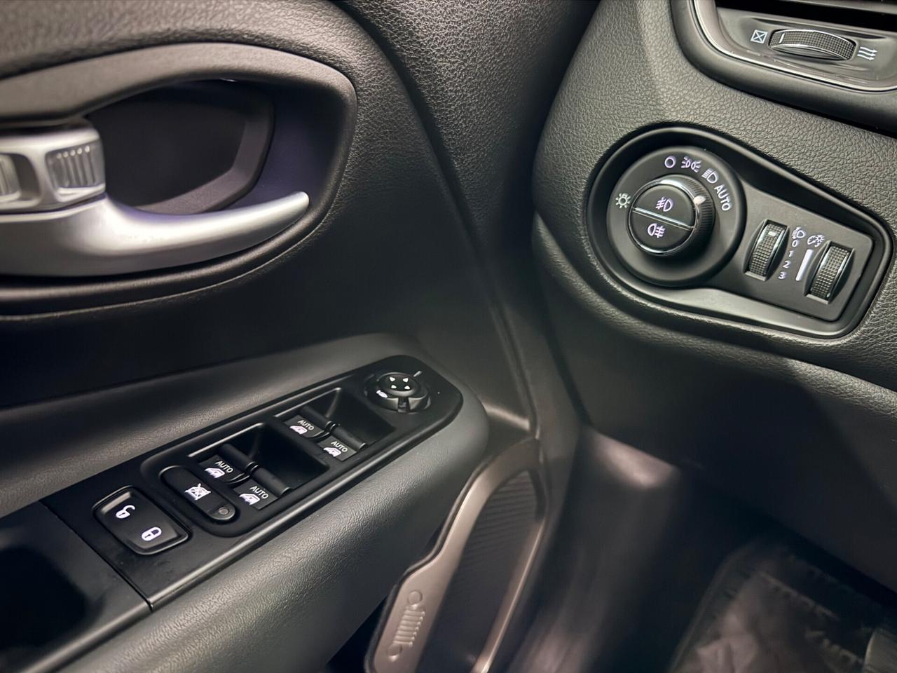 Jeep Renegade 1.6 Mjt 130CV Limited