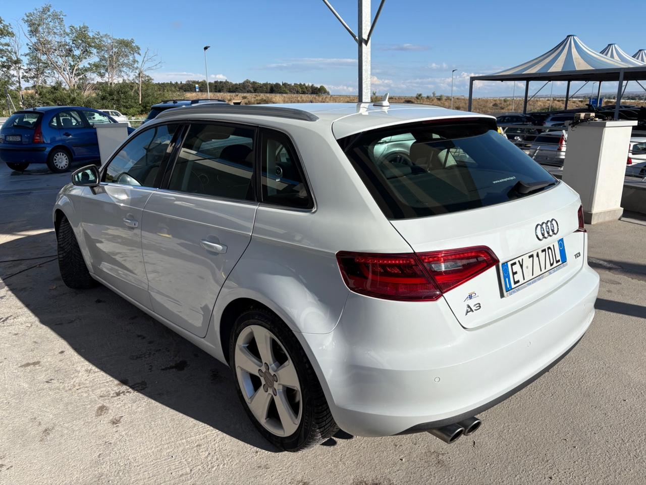 Audi A3 2.0 TDI 150 CV clean diesel Ambition