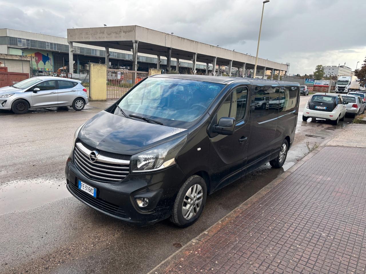 Opel Vivaro 9 POSTI 1.6 DIESEL 2016