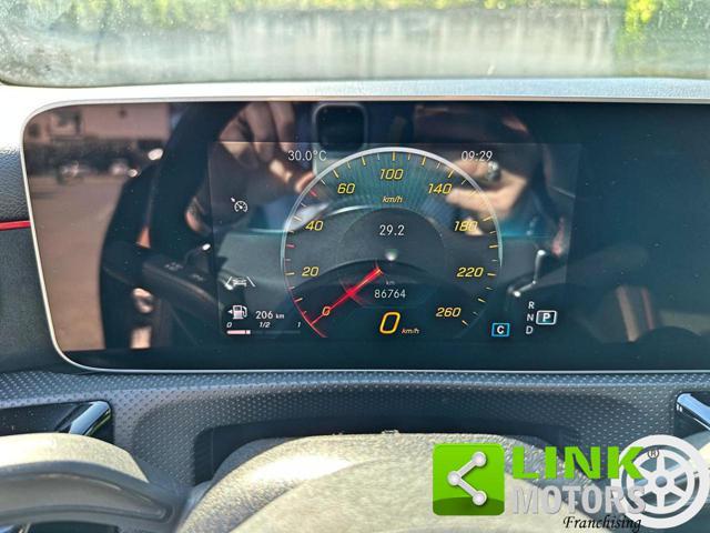 MERCEDES-BENZ A 180 d Automatic Premium AMG GARANZIA 24 MESI