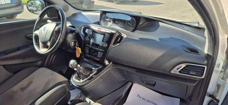 Lancia Ypsilon Ypsilon 0.9 TwinAir 5 porte Metano Ecochic Platinum