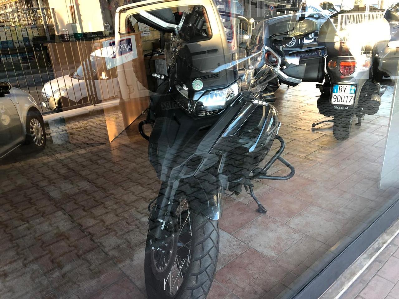 Benelli TRK 502 X UNICO PROPRIETARIO SOLO 2.700 KM!!! COME NUOVA