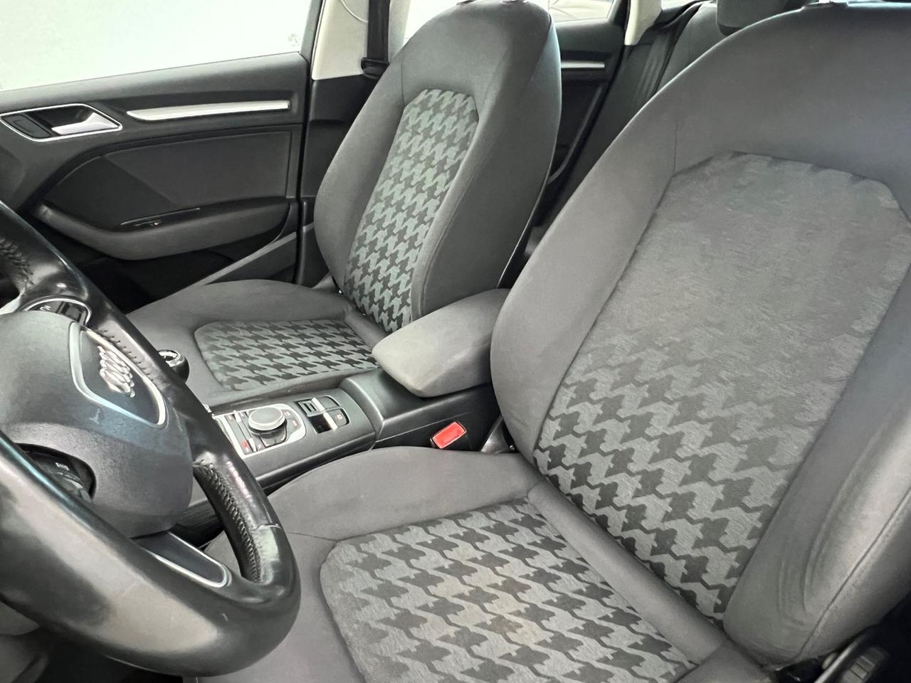 AUDI A3 III 2013 Sportback A3 Sportback 1.6 tdi Business 110cv E6