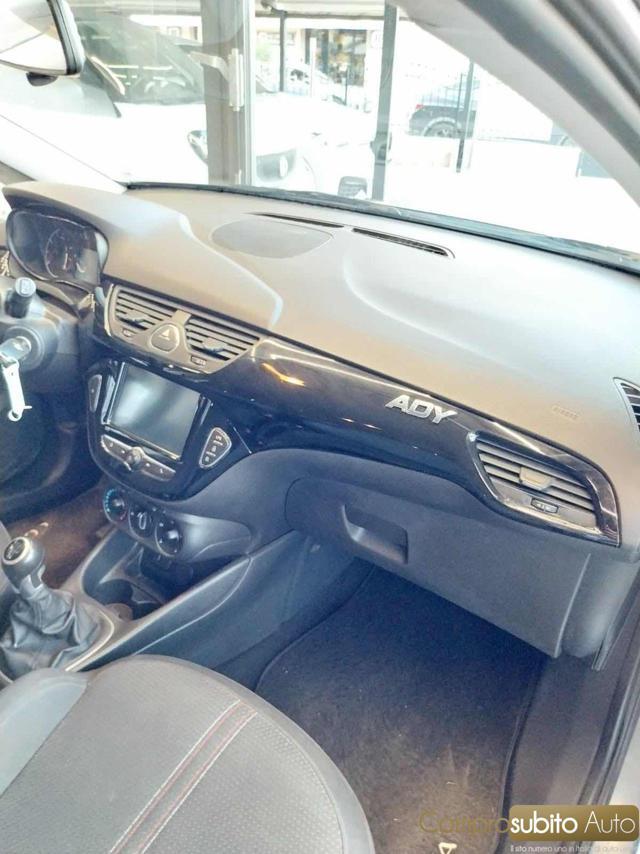 OPEL Corsa 1.4 90CV GPL Tech 5 porte Black Edition