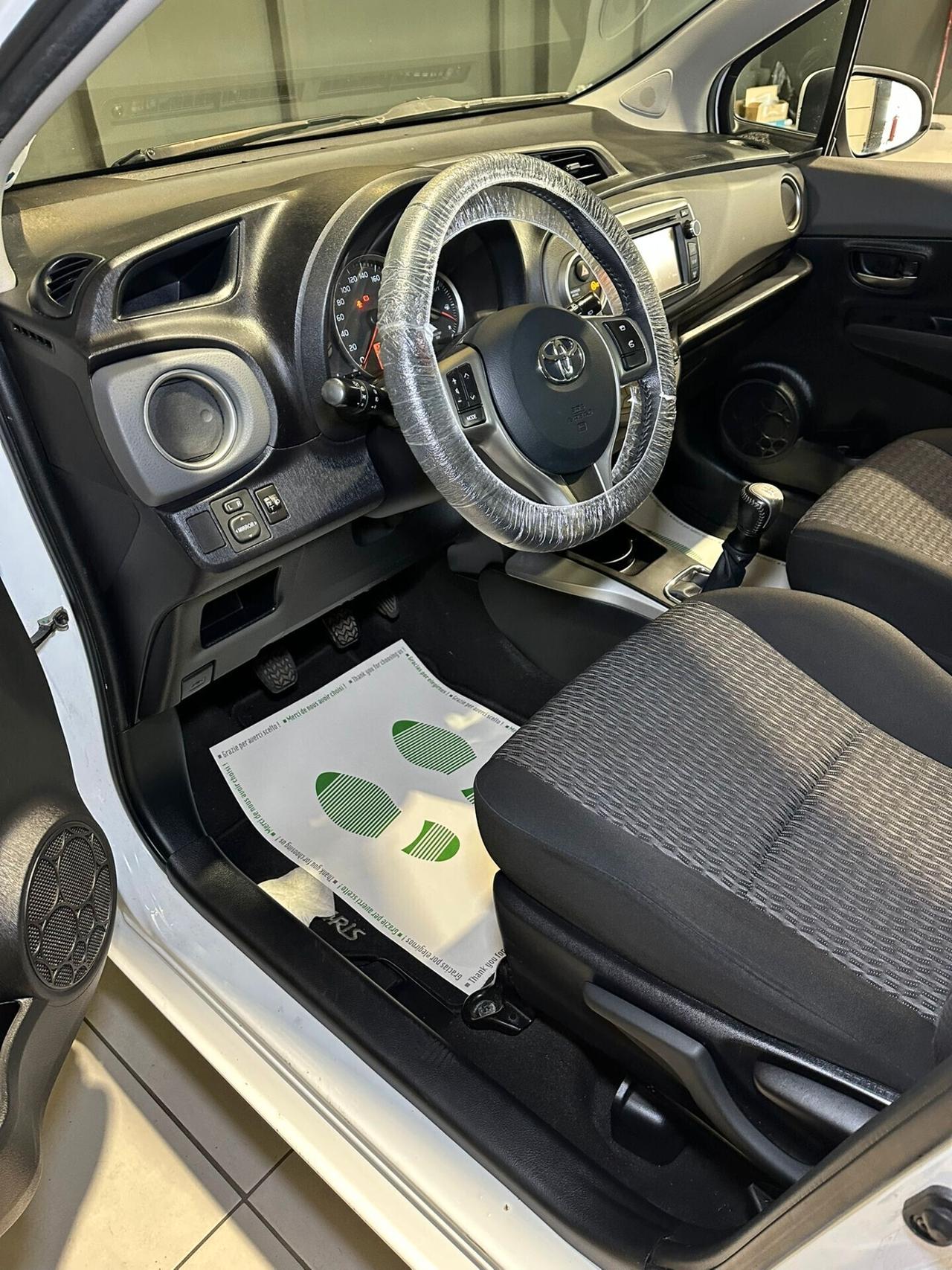 Toyota Yaris 1.0 5 porte Lounge