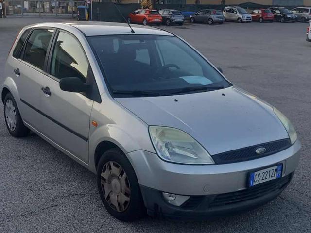 FORD Fiesta 1.4 TDCi 5p. Ghia senza nessun lavoro da fare