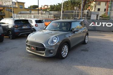 MINI Cooper D 1.5 Cooper D Business AUTOMATICA