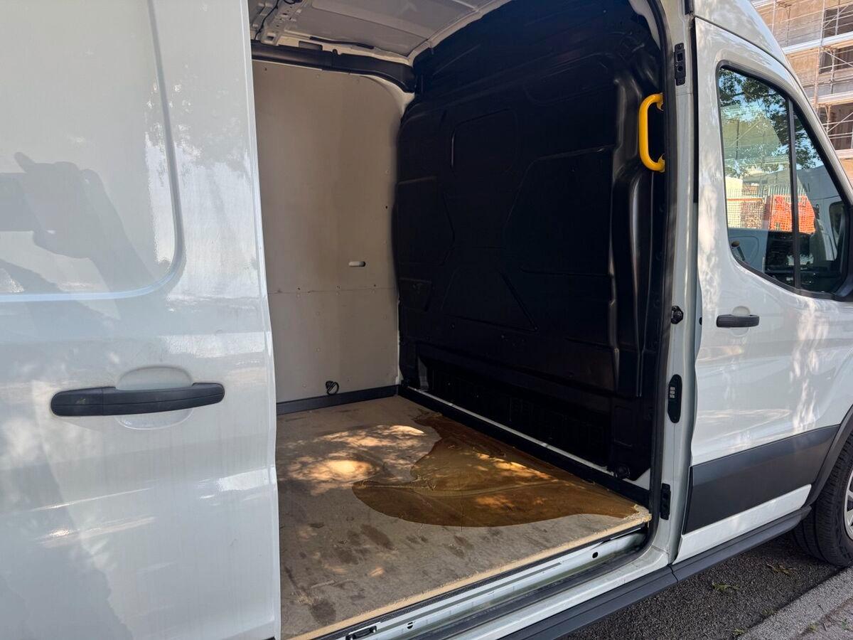 Ford Transit 330 2.0 tdci MHEV 130cv trend L2H2 E6.2