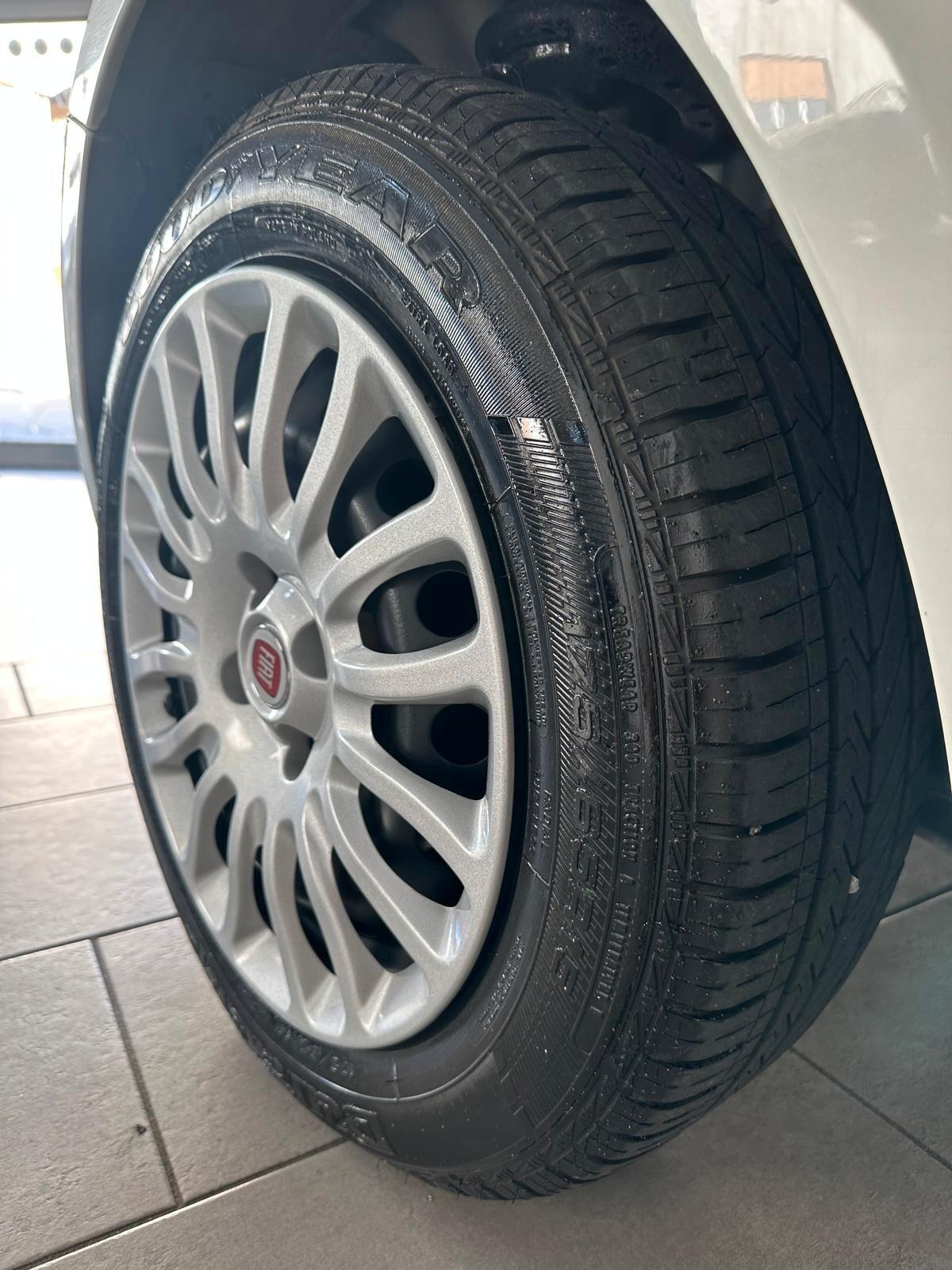 Fiat Punto 1.3 MJT II 75 CV 5 porte Street