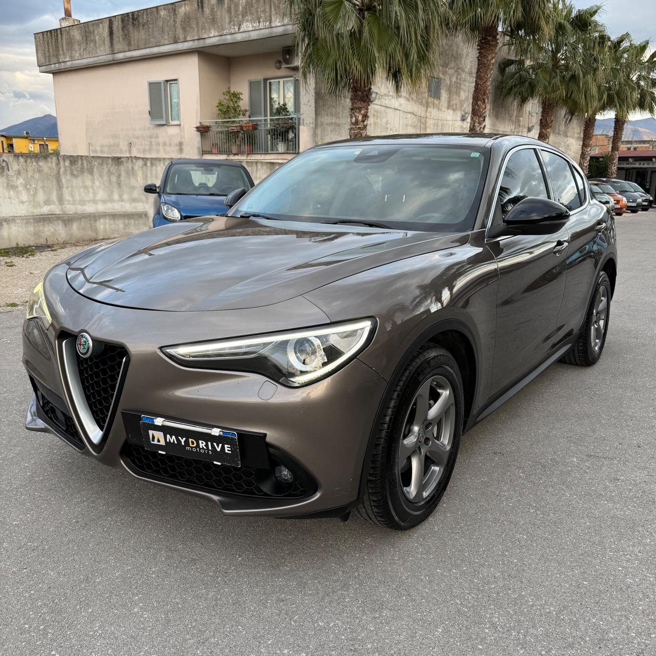 Alfa Romeo Stelvio 2.2 Turbodiesel 180 CV AT8 Q4 Executive