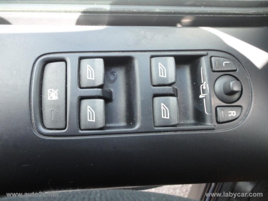 LAND ROVER Freelander 2.2 TD4 S.W. SE