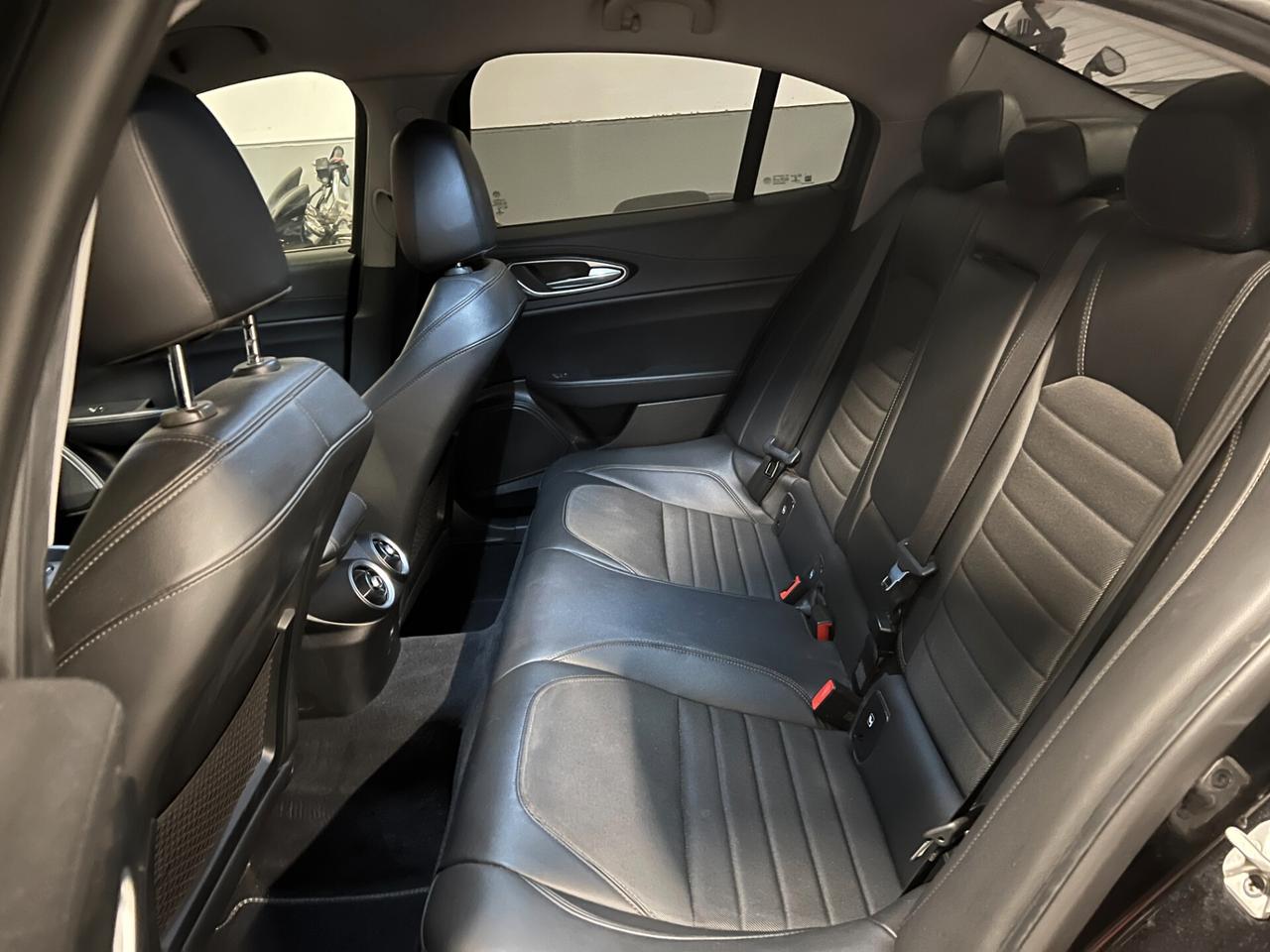 Alfa Romeo Giulia 2.2 Turbodiesel 160 CV AT8 Executive