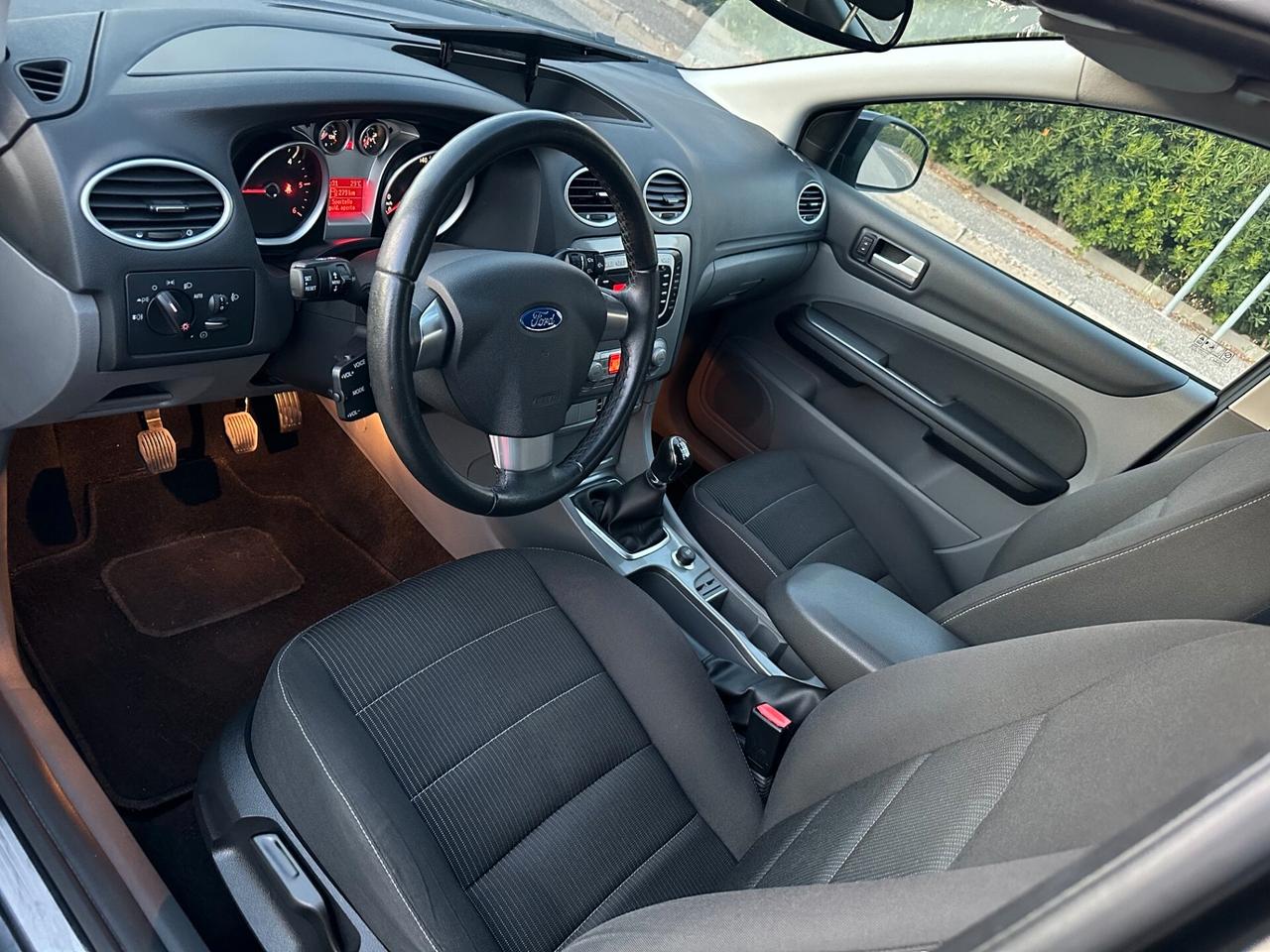 Ford Focus 1.6 TDCi 90CV SW Titanium
