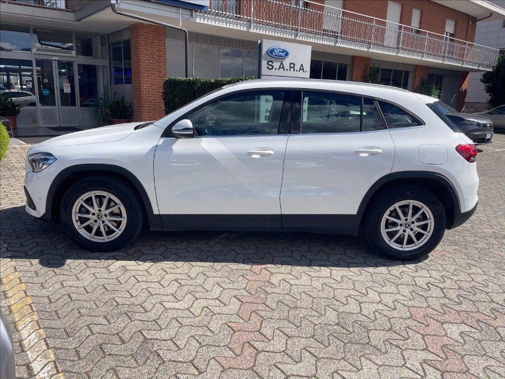 MERCEDES GLA 180 d Executive auto del 2023