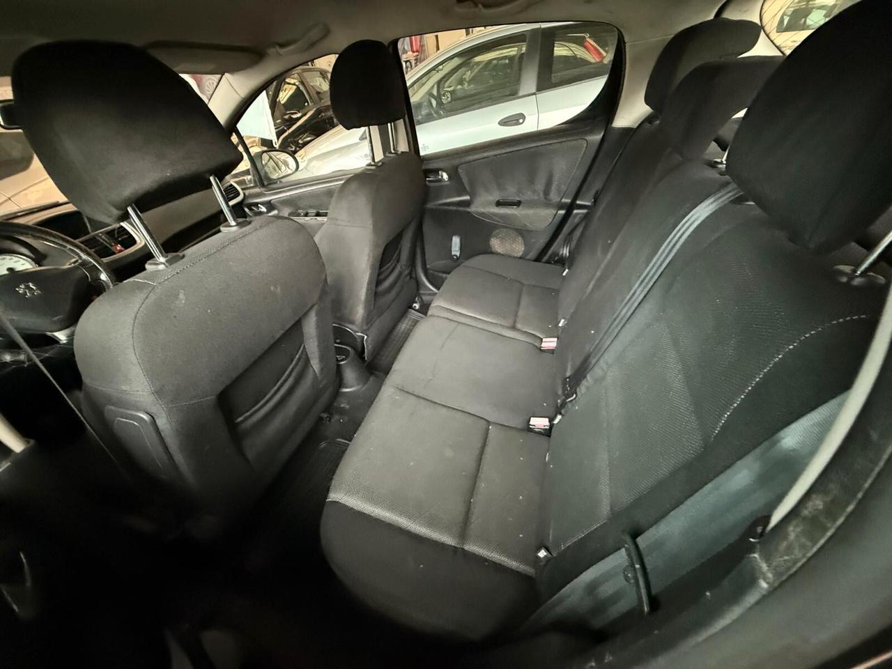 Peugeot 207 1.6 HDi 90CV 5p. XS