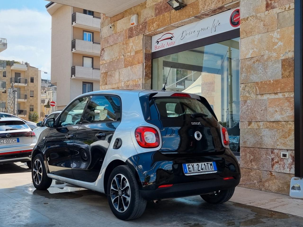 Smart Forfour II 2015 1.0 Youngster 71cv
