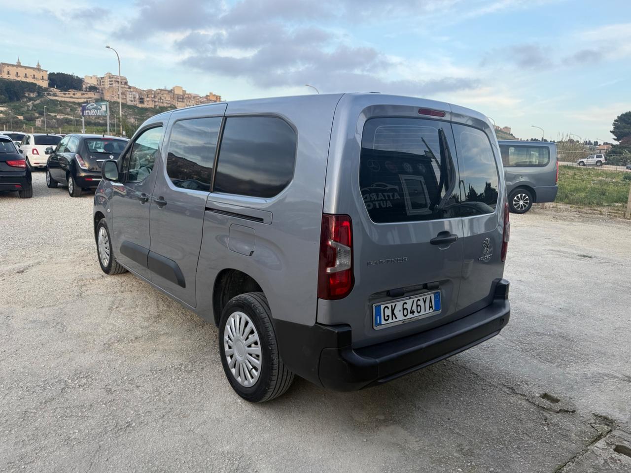 Peugeot Partner BlueHDi 130 cv n1 -5 posti
