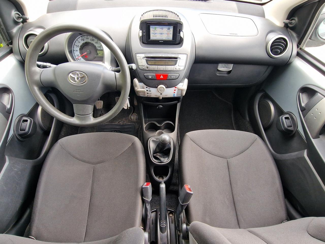 Toyota Aygo 1.0 69cv 5p 77000km