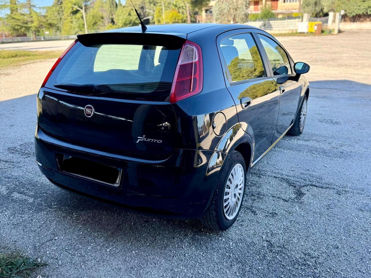 Fiat grande punto 1.2 benzina 65cv NEOPATENTATI