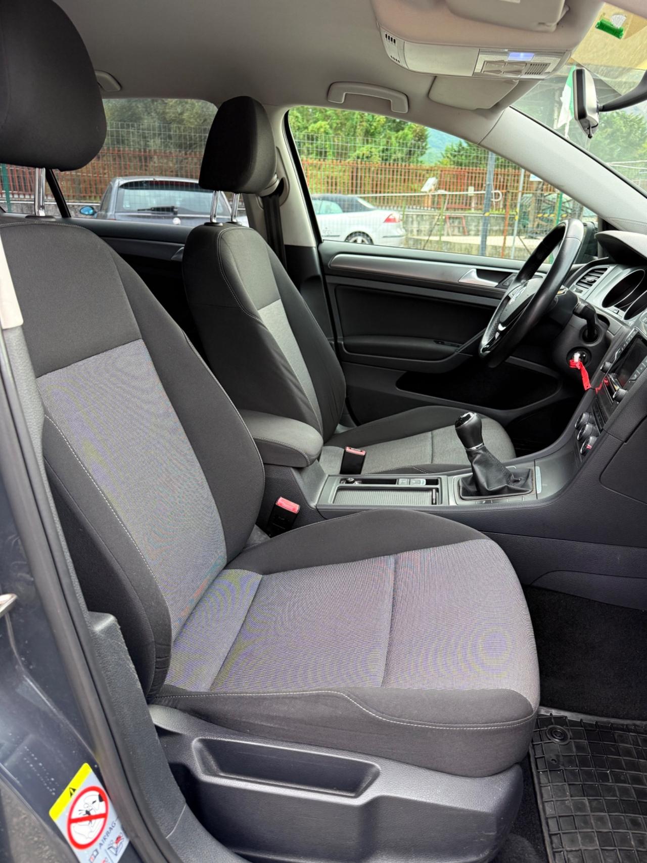 Volkswagen Golf 1.2 TSI 85 cv TecheSound BlueMotion