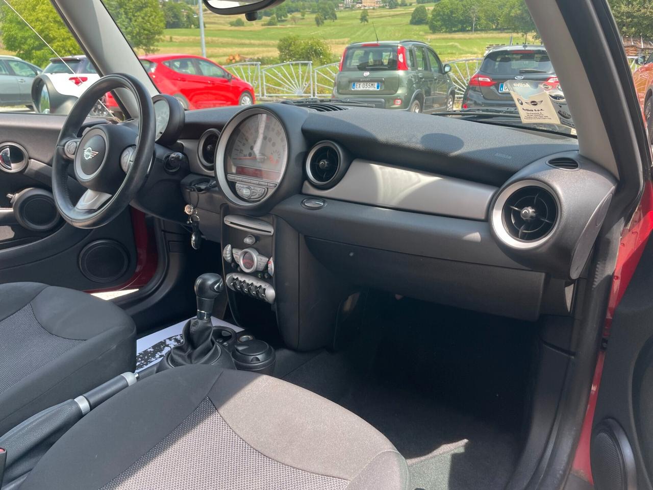 MINI COOPER D 1.6TD 110cv "CAMBIO AUTOMATICO" NEOPATENTATI