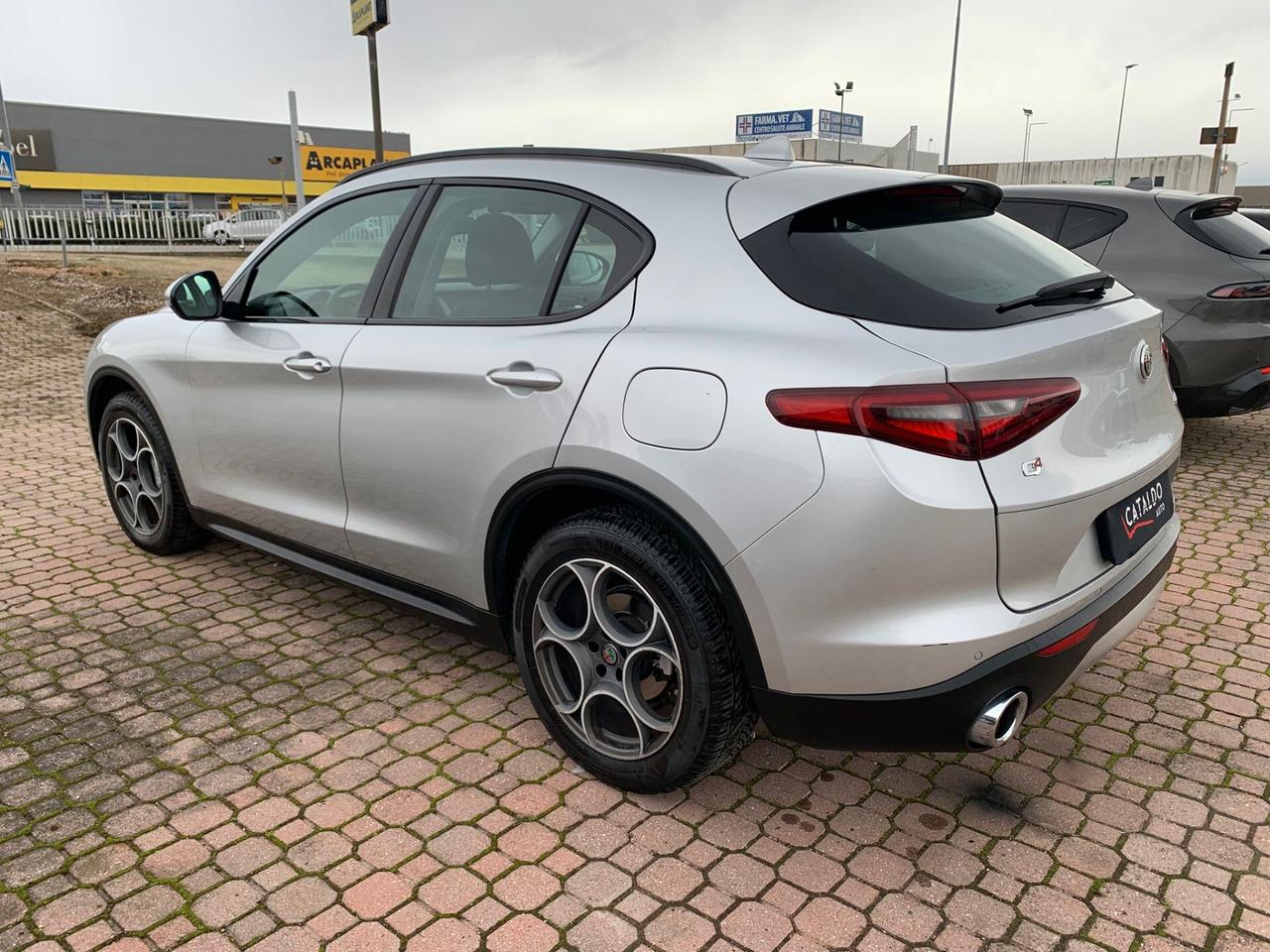 Alfa Romeo Stelvio 2.2 Turbodiesel 210 CV AT8 Q4 Super